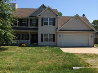 103 Boone Ct, Hallsville, MO 65255