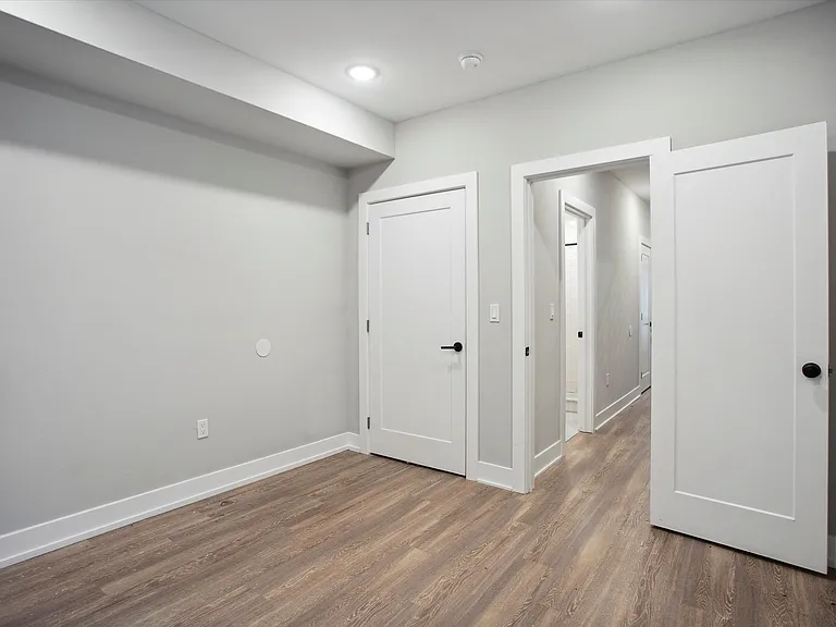 1618 N Sydenham St #A — Photo 21