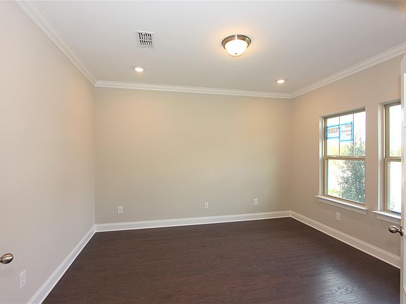 2nd image of 1684 Boardwalk Pl #1200