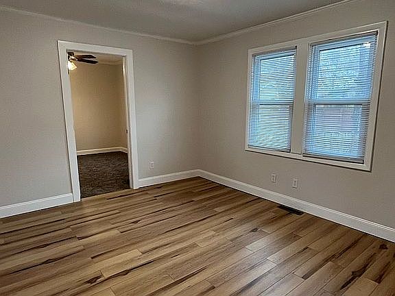 4th image of 1007 Lenore St