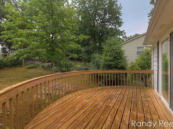 4th image of 8336 Atlanta Dr NE