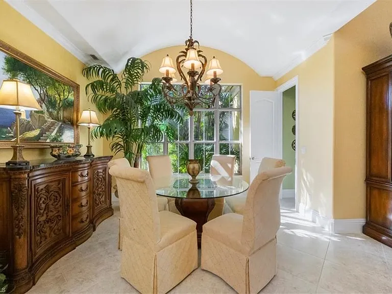 8535 Bellagio Dr — Photo 13