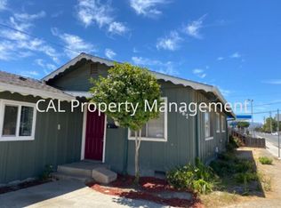 347 8th St #B, Greenfield, CA 93927
