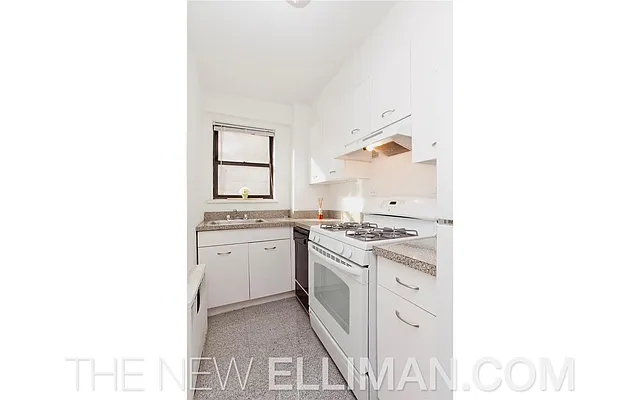 Sold by Douglas Elliman | media 2