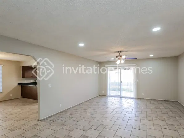 2703 N Dakota St, Chandler, AZ 85225