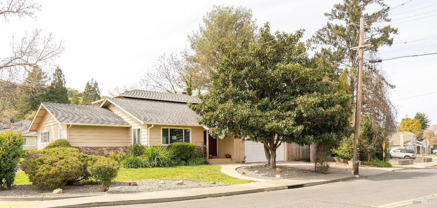 811 Foster Rd, Napa, CA 94558 Zillow