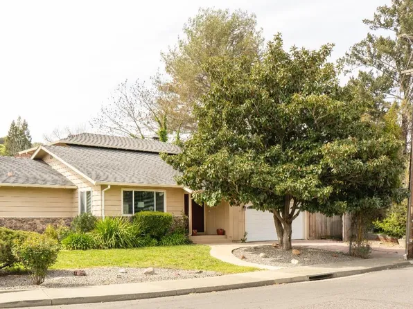 811 Foster Road, Napa, CA 94558