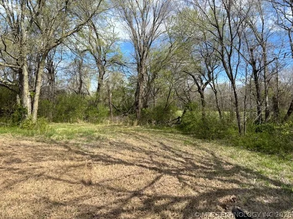 W 32nd St N, Muskogee, OK 74401