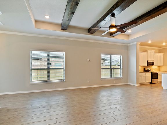 4th image of 6112 Catania Dr