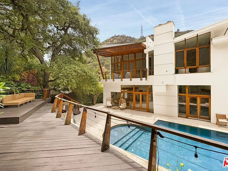 3600 Mandeville Canyon Rd — Photo 23