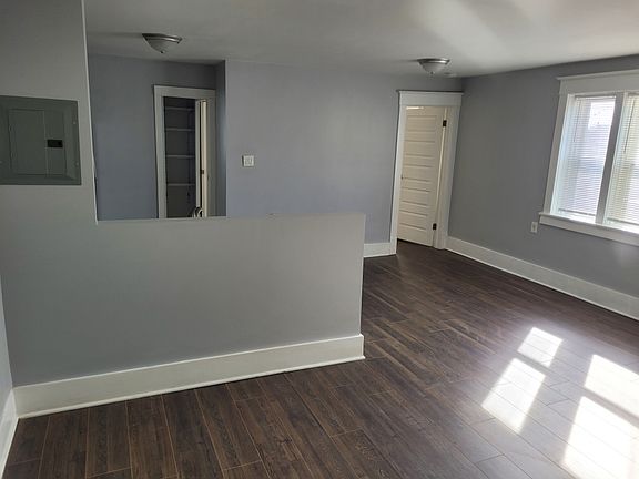4th image of 272 Colvin Ave APT 6