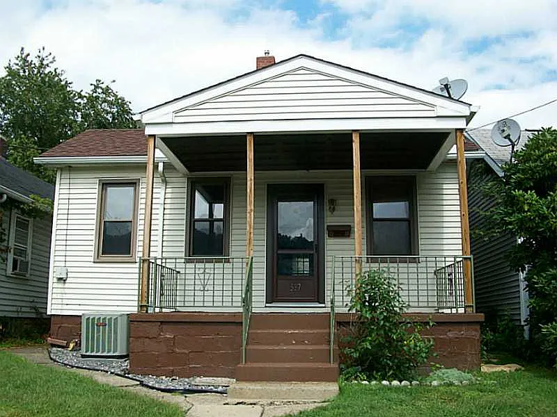 537 Grant St photo 1