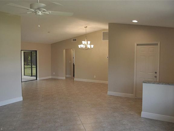 3rd image of 4511 SW 6th Ave