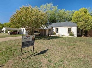 1705 NW Maple Ave, Lawton, OK 73507