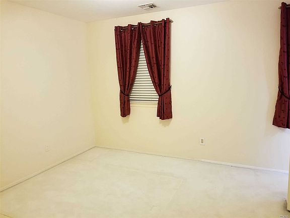 5th image of 6803A Cloverdale Ln #2