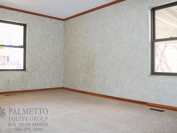 4th image of 1400 Cliffwood Dr