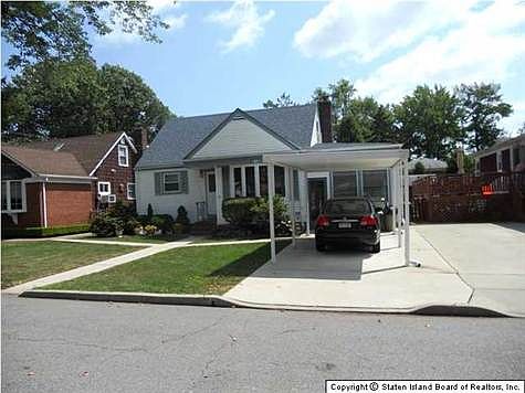2nd image of 48 Elmira St