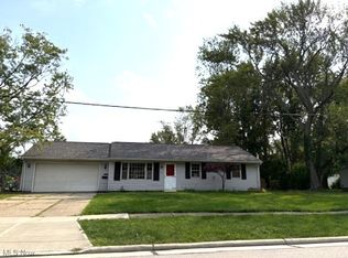 145 Whitman Blvd, Elyria, OH 44035