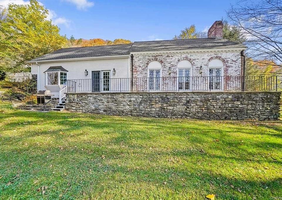 100 Willow Lake Dr, Holmes, NY 12531 Zillow