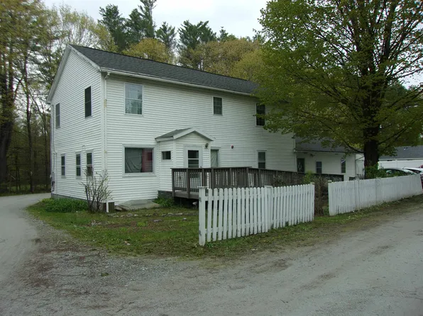 69 Rainbows End, Castleton, VT 05735