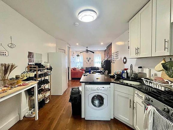 2nd image of 350 Broadway #1A