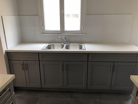 2nd image of 356 1/2 N Ogden Dr #1/2