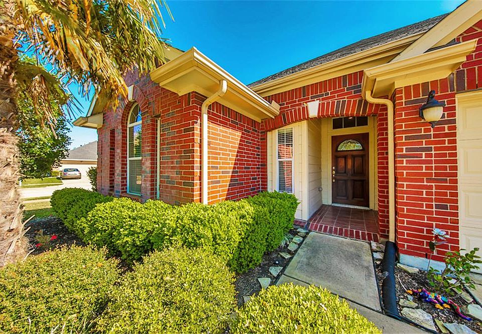 1st image of 19103 Stone Leaf Dr
