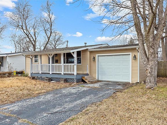 2nd image of 2229 Miracle Ave