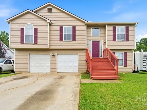 7106 Oakwood Circle, Rex, GA 30273