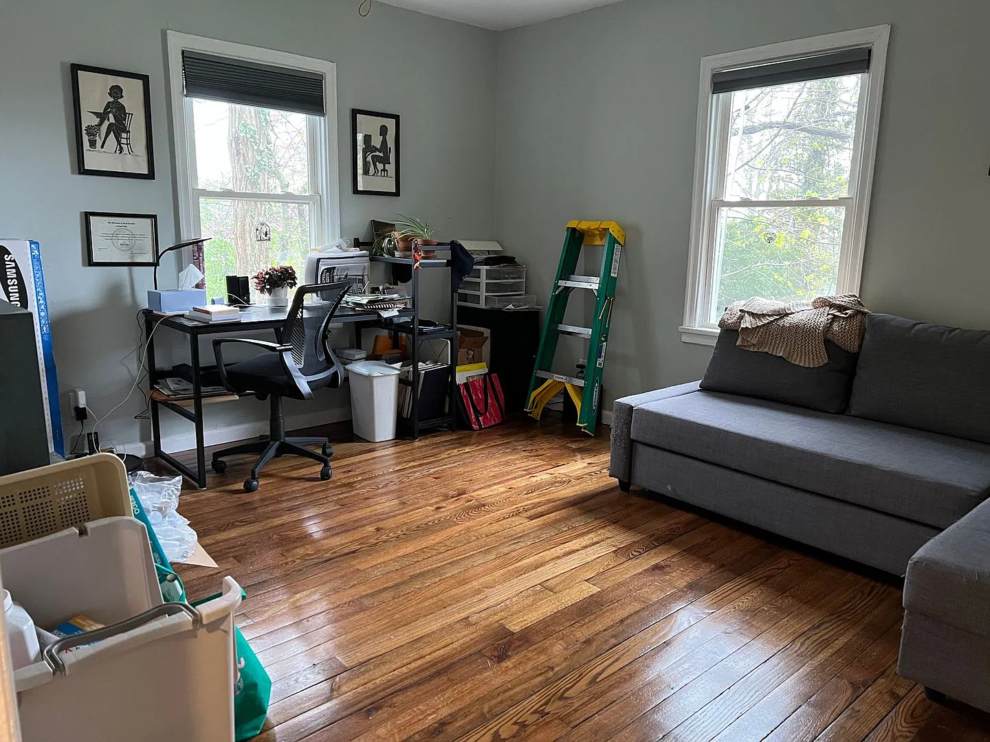 2 Bedroom 1 Bath Bungalow in Quiet Neighborhood — Photo 1