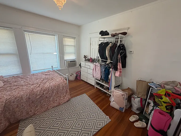 100 W Adams St #A1 — Photo 18