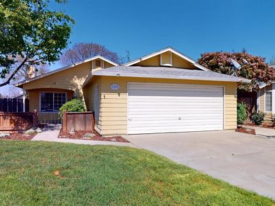 1201 Rayser St, Kingsburg, CA, 93631