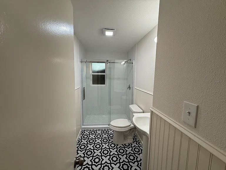 10106 Brockbank Dr — Photo 8