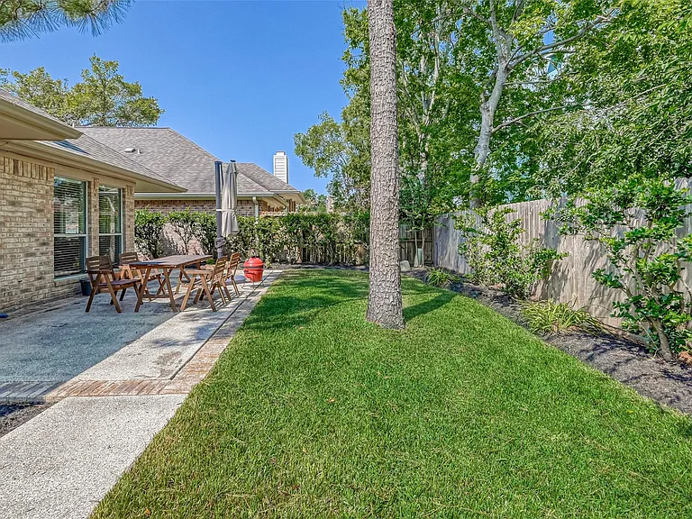 1107 Parkhaven Ln — Photo 33