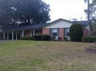 12 Colony Ct, Savannah, GA 31419