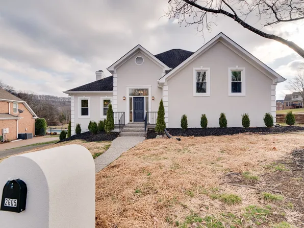 2605 S Highlands Dr, Nashville, TN 37221