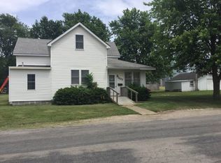307 S Garfield St, Oblong, IL 62449