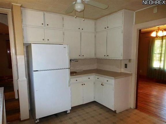 4th image of 1429 Brown St