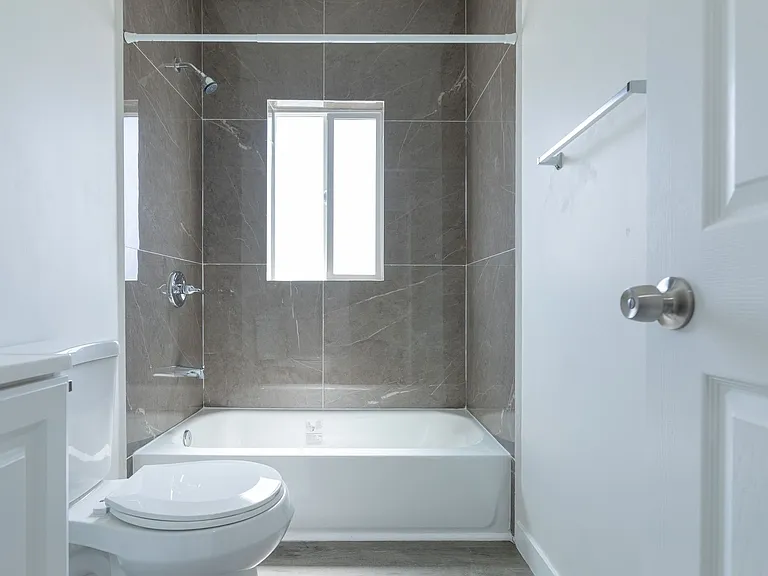 Kenmore III — Photo 11