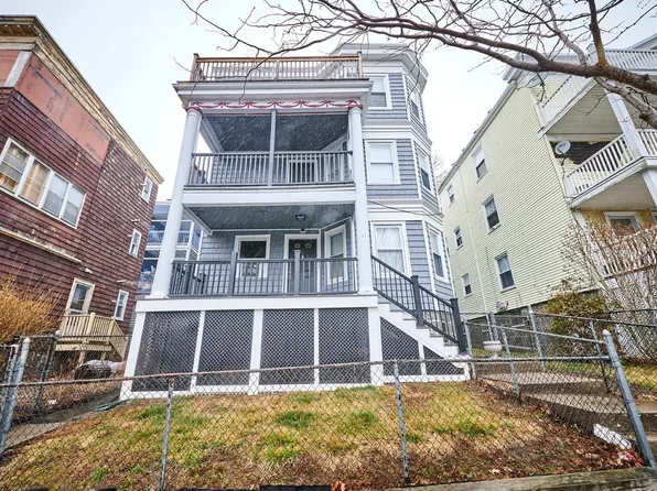 61 Robinson St, Dorchester, MA 02122