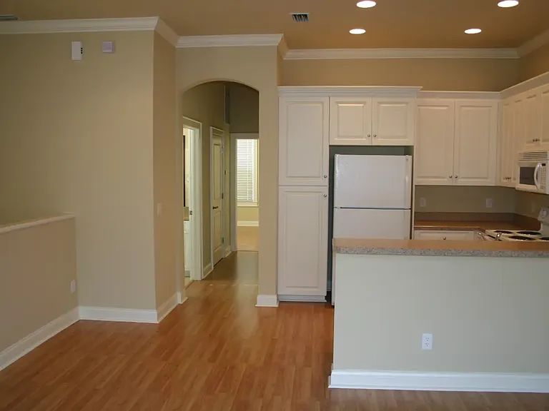 174 E State St #174B — Photo 8