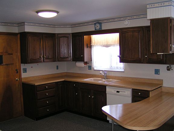 2nd image of 441 Wileray Dr