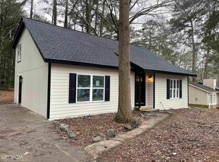 202 Sterling Ridge Dr, Riverdale, GA