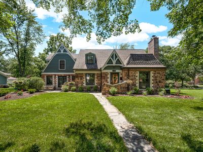 100 S Herbert Rd, Riverside, IL, 60546
