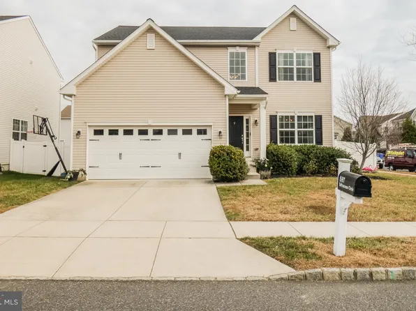 587 Defrancesco Cir, Glassboro, NJ 08028