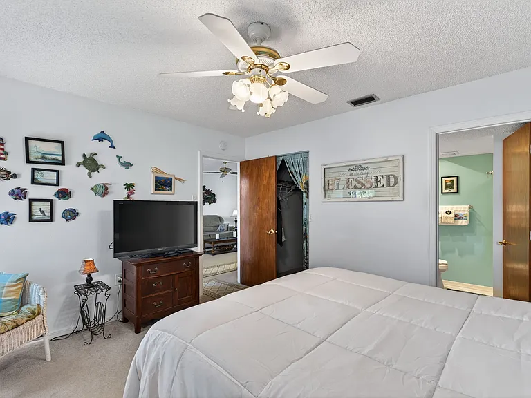 Primary Bedroom - view 3