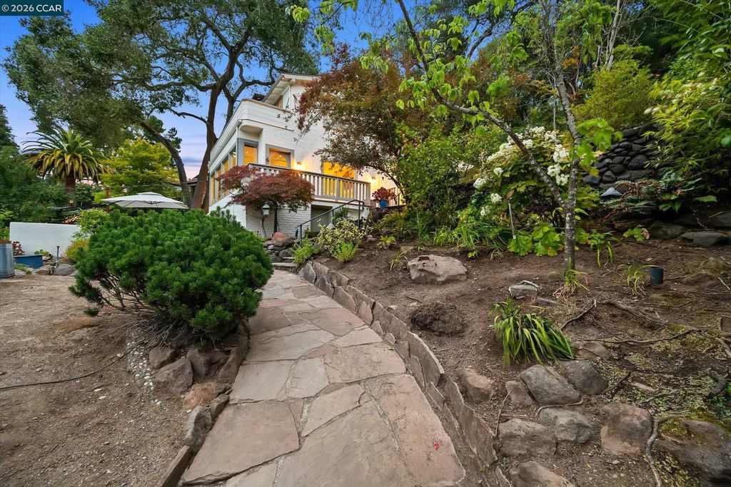 112 Camino Sobrante 4