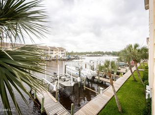 2421 Beachview Dr APT H2, Ocean Springs, MS 39564
