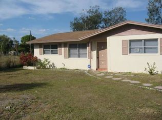 313 Louise Ave, Fort Myers, FL 33916