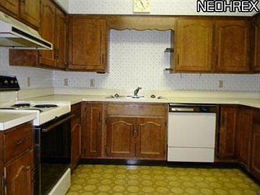 3rd image of 4114 Swanson Blvd Unit 53